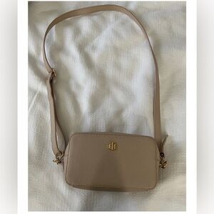 Tommy Hilfiger Crossbody Purse